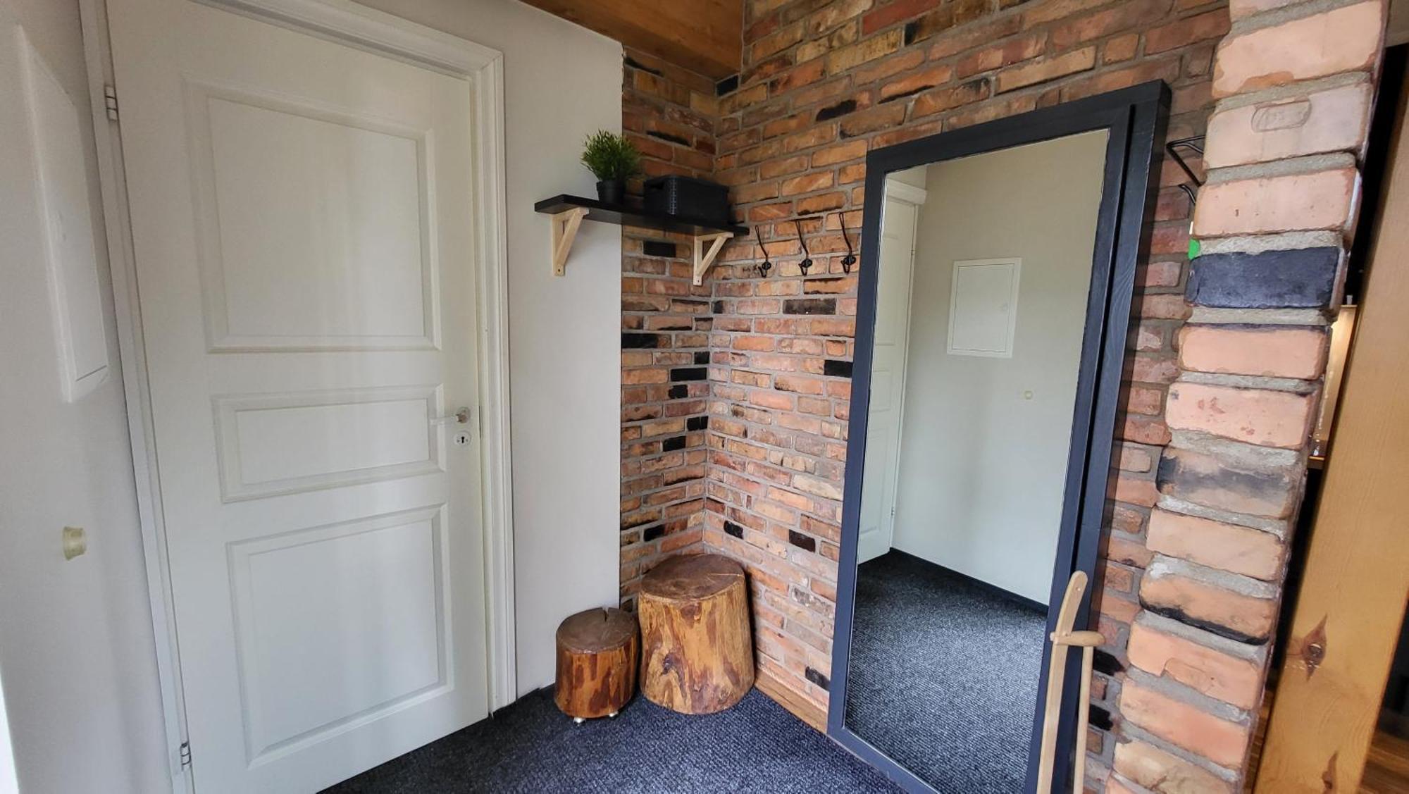 Kuressaare Family And Garden Apartments Esterno foto